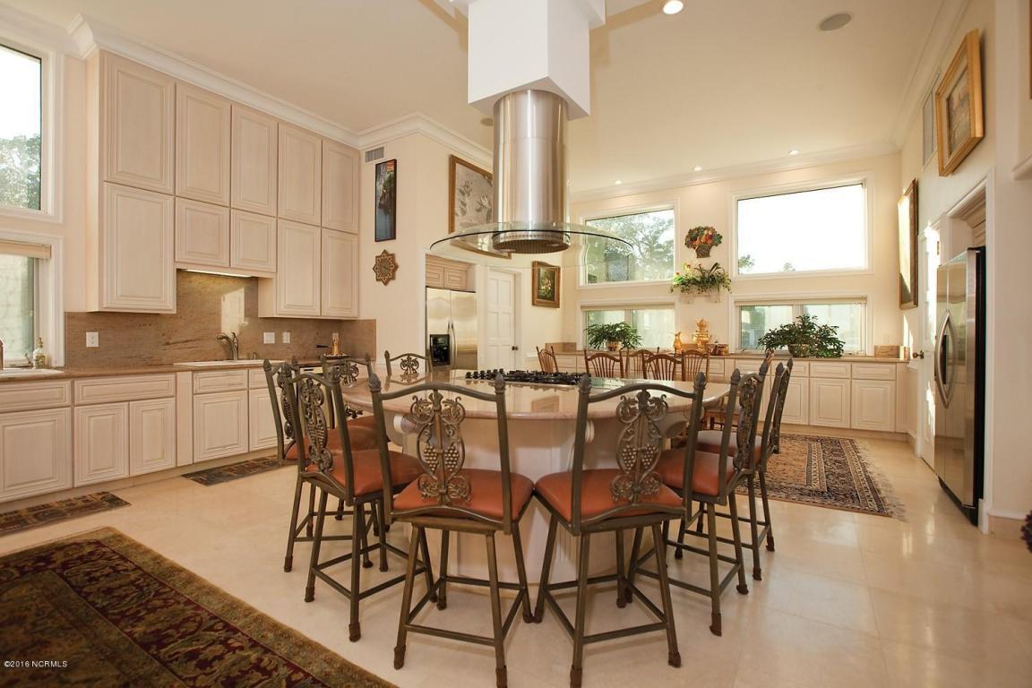 7509 Masonboro Sound Road, Wilmington, NC 28409