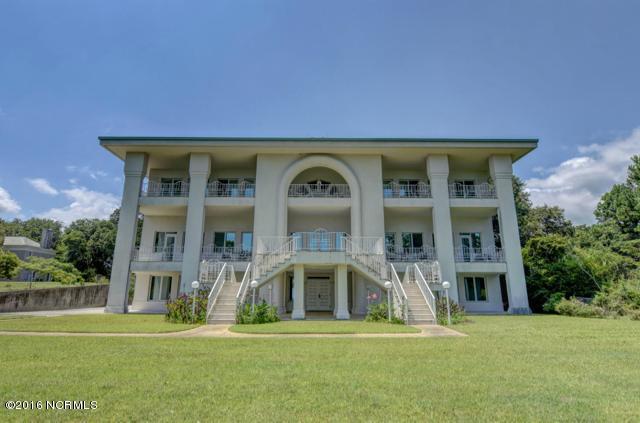 7509 Masonboro Sound Road, Wilmington, NC 28409