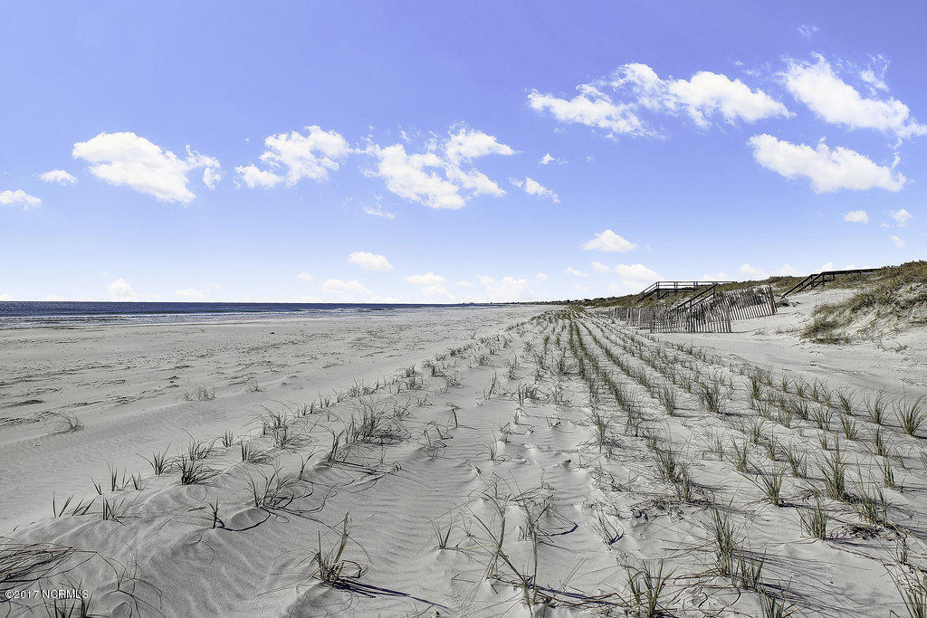4 Surf Court, Wilmington, NC 28411