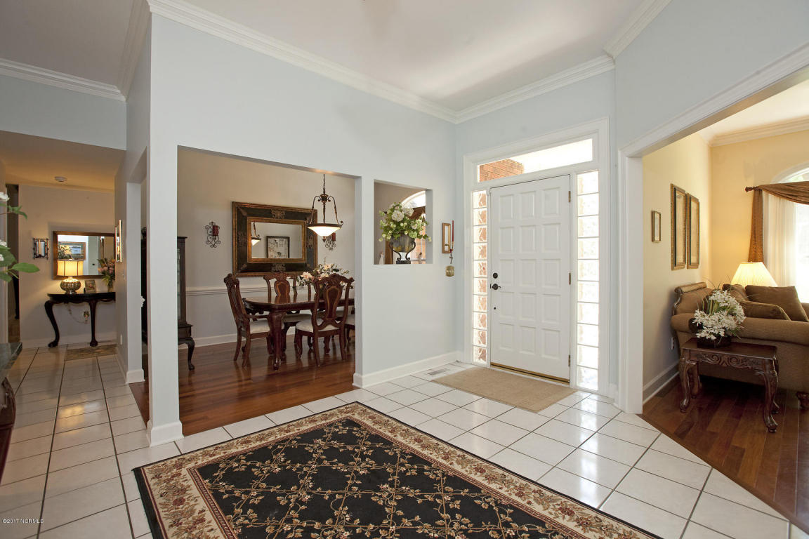 8613 Vintage Club Drive, Wilmington, NC 28411