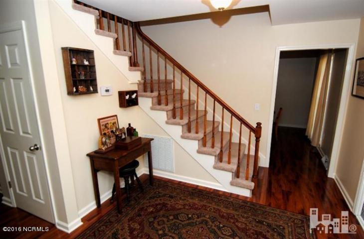 202 Inlet Drive, Wilmington, NC 28411