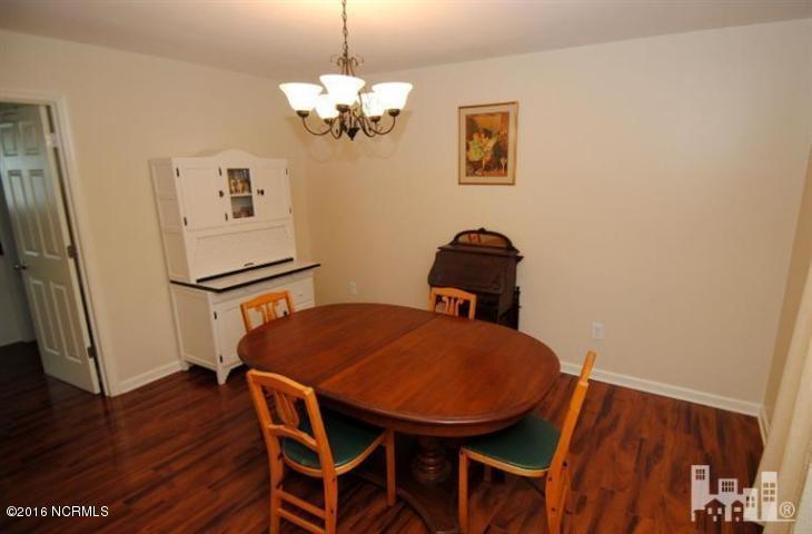 202 Inlet Drive, Wilmington, NC 28411
