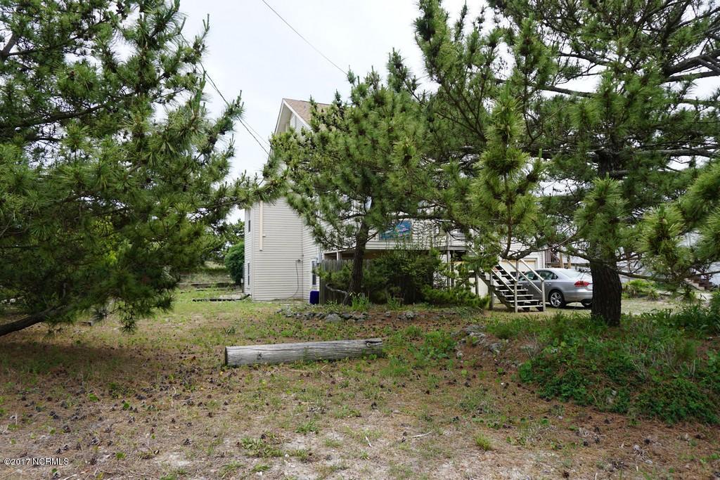 1400 Carolina Beach Avenue N, Carolina Beach, NC 28428