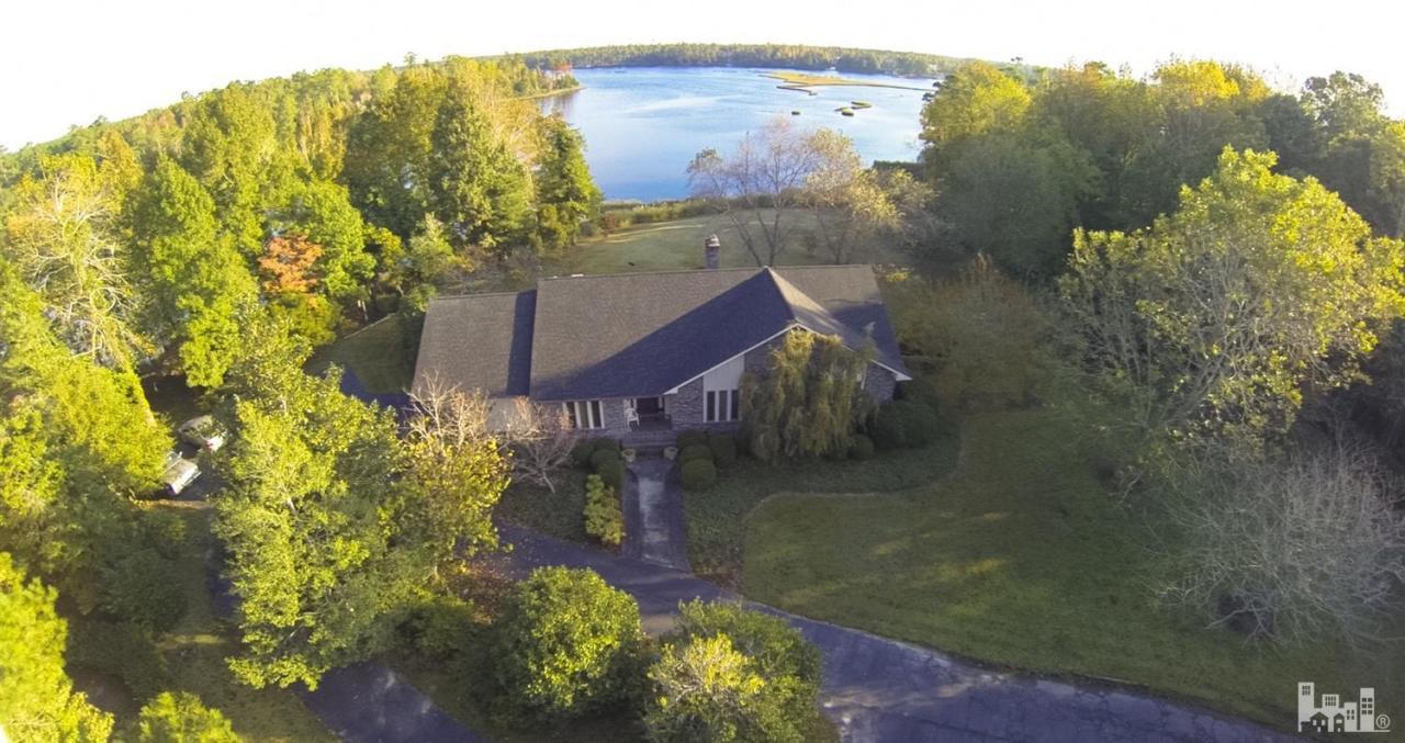 429 Bay Retreat Road, Hampstead, NC 28443