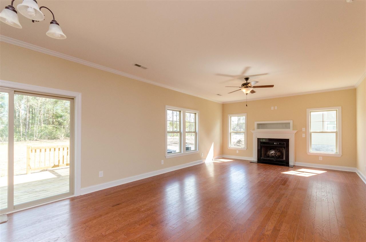 68 Treasure Way, Hampstead, NC 28443