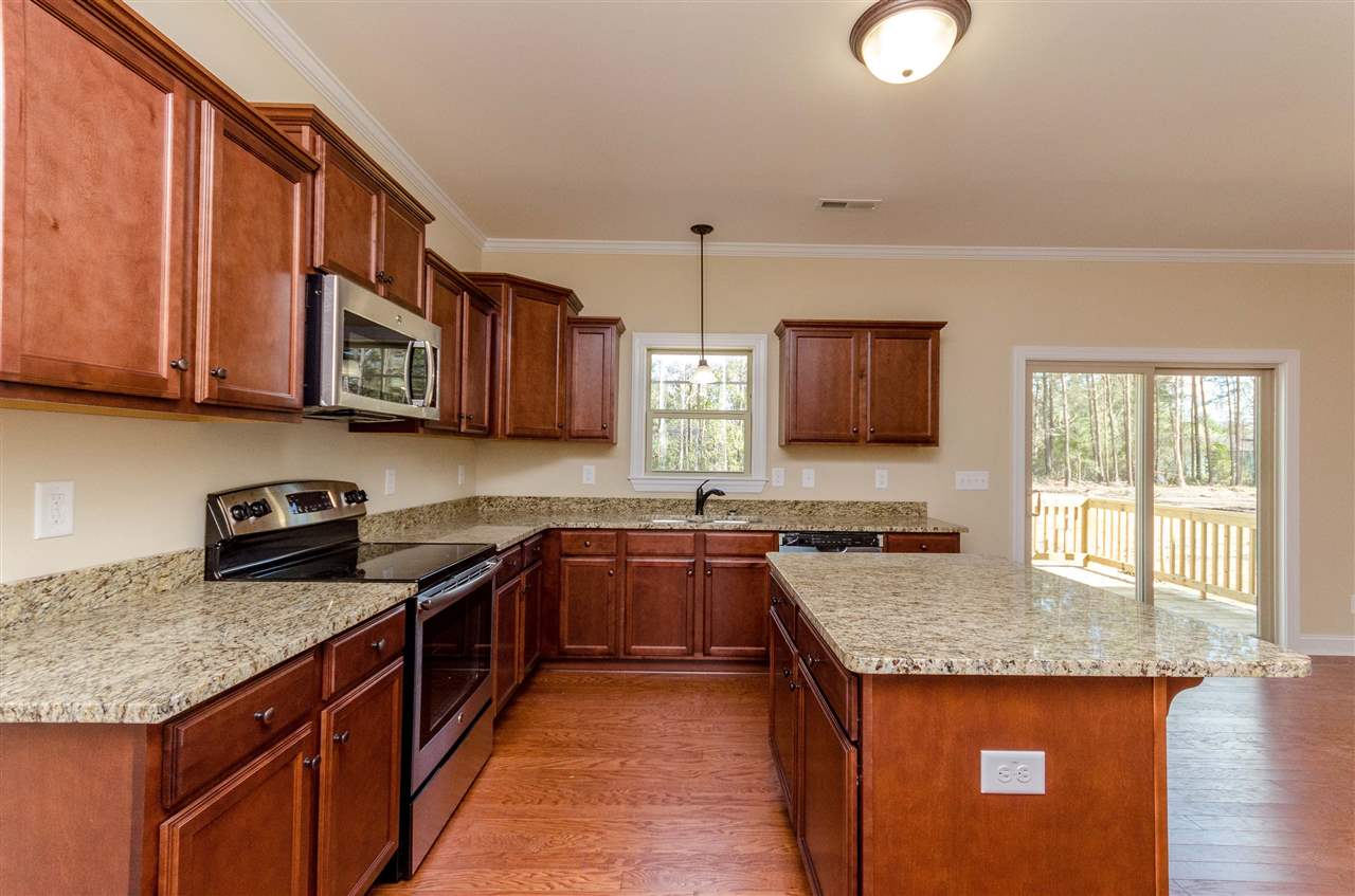 68 Treasure Way, Hampstead, NC 28443