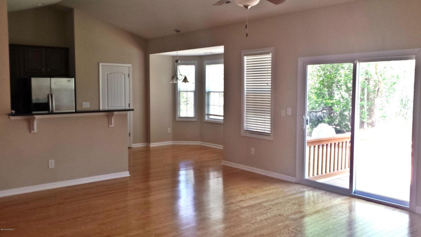 215 Doral Drive, Hampstead, NC 28443
