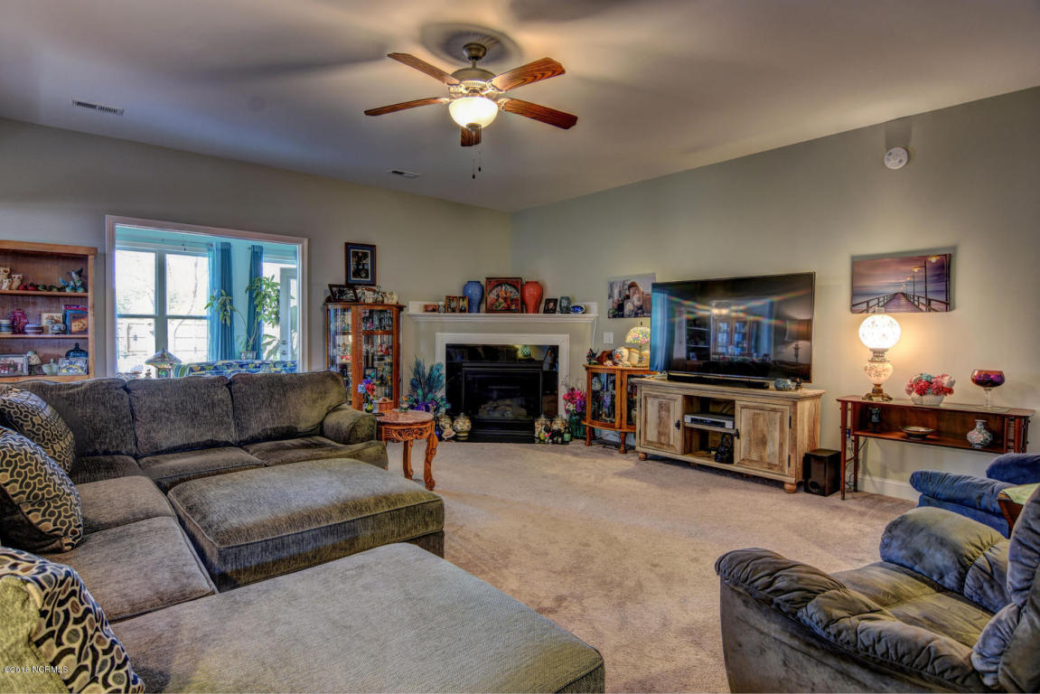 97Century Rd, Hampstead, United States 28443