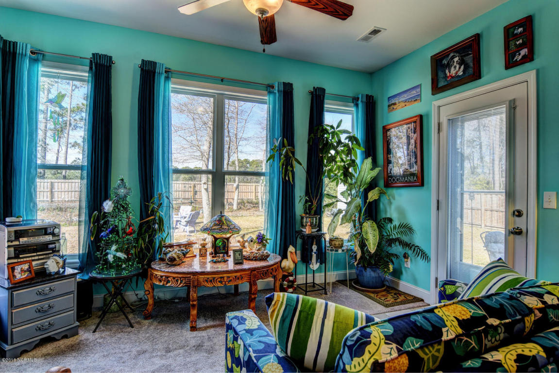 97Century Rd, Hampstead, United States 28443