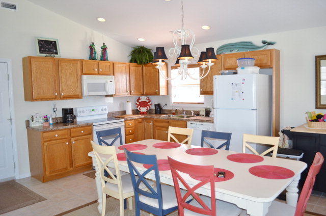 815 Driftwood Drive, Hampstead, NC 28443
