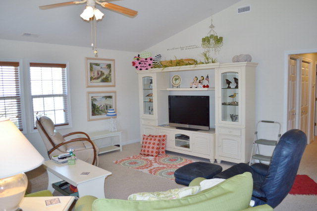815 Driftwood Drive, Hampstead, NC 28443