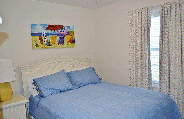 815 Driftwood Drive, Hampstead, NC 28443