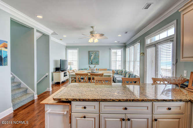 2216 Shore Drive, Surf City, NC 28445