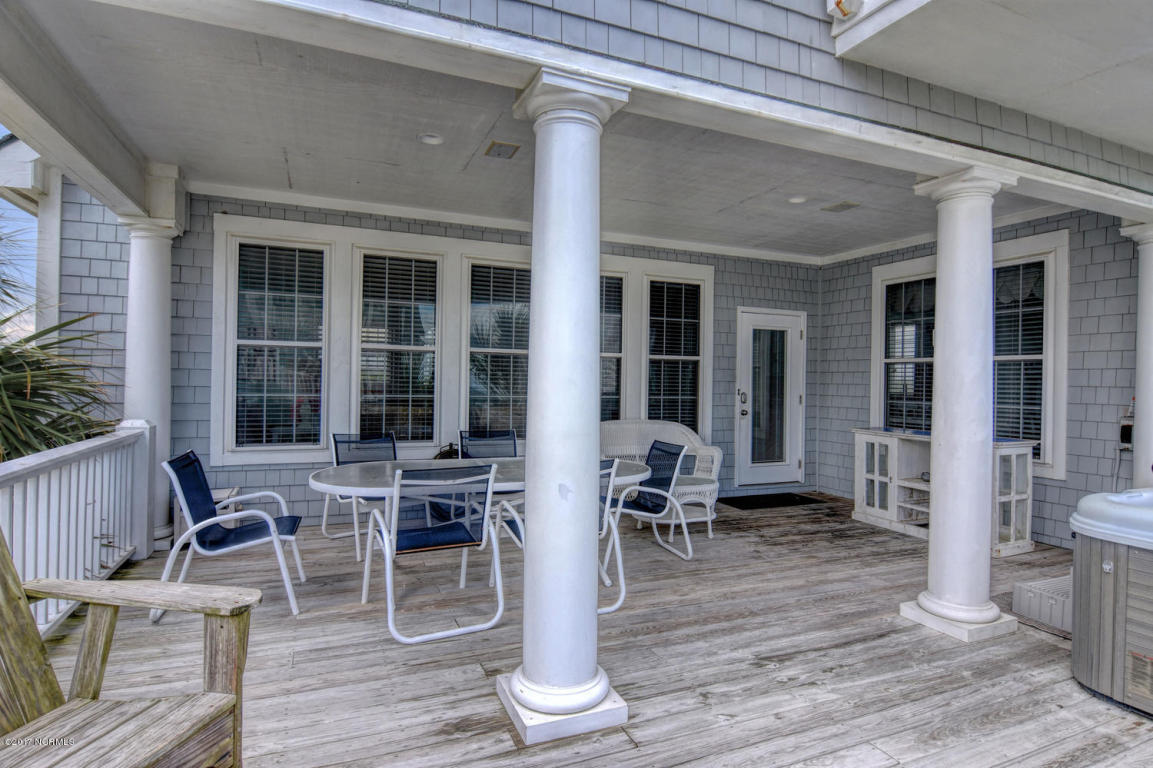 4348 Island Drive, North Topsail Beach, NC 28460