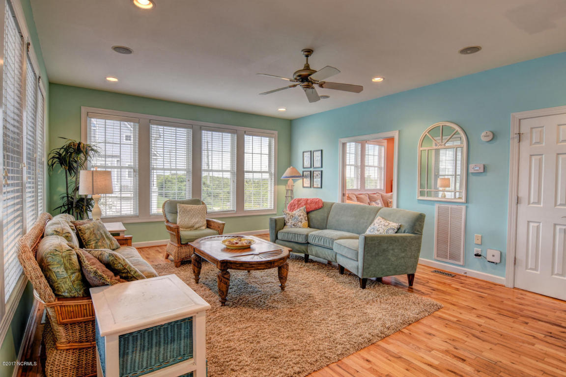 4348 Island Drive, North Topsail Beach, NC 28460