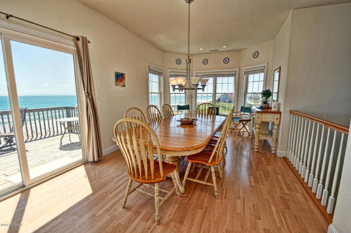 139 Permuda Wynd, North Topsail Beach, NC 28460