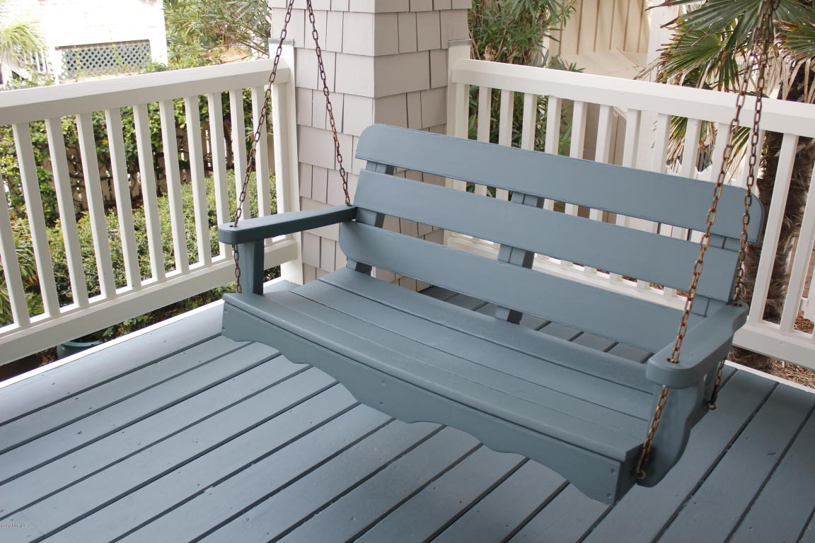8 Leeward Court, Bald Head Island, NC 28461