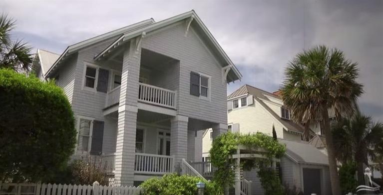 208 Row Boat Row, Bald Head Island, NC 28461