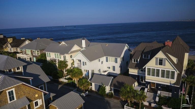 208 Row Boat Row, Bald Head Island, NC 28461