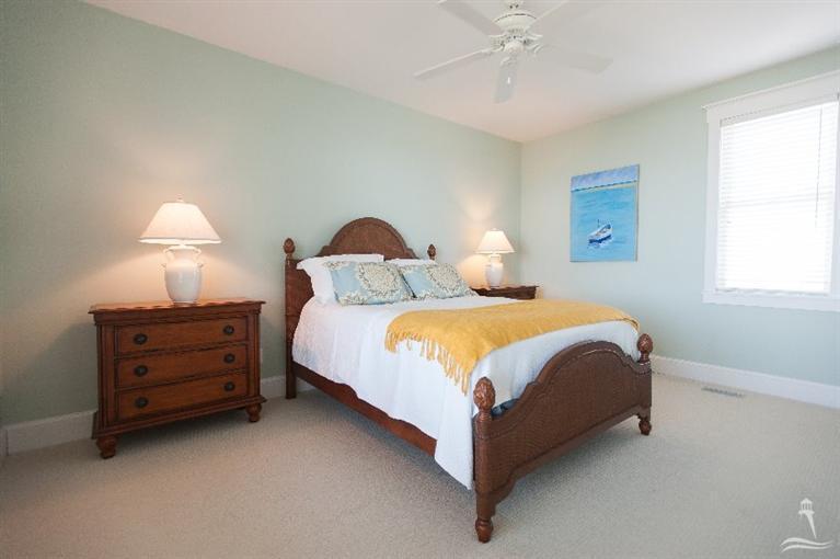 208 Row Boat Row, Bald Head Island, NC 28461
