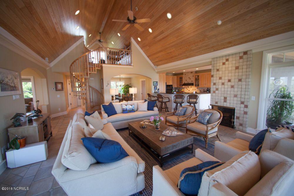 9 Bayberry Court, Bald Head Island, NC 28461