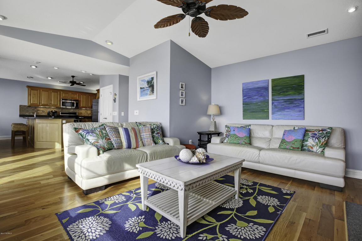 223 Ocean Boulevard W, Holden Beach, NC 28462