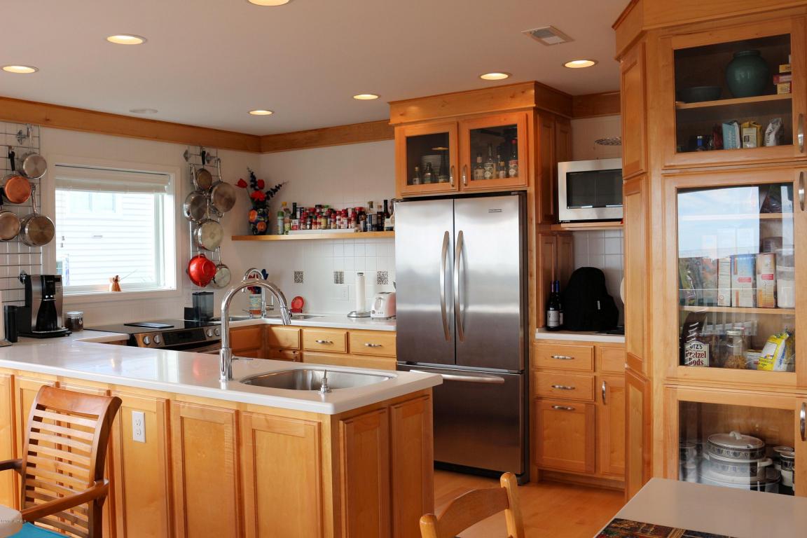 1265 Ocean Boulevard W, Holden Beach, NC 28462