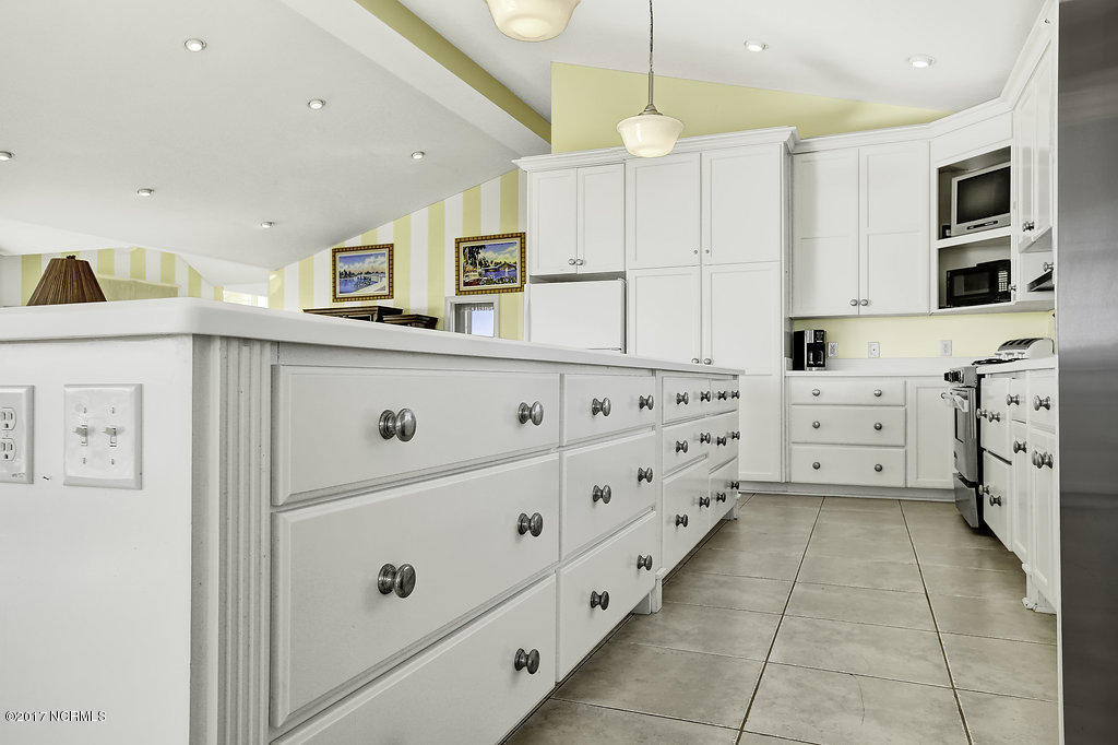 1365 Ocean Boulevard W, Holden Beach, NC 28462