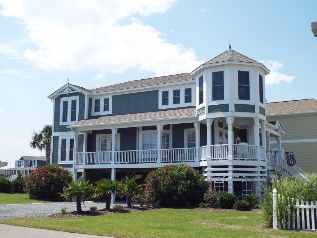 125 Ferry Road, Holden Beach, NC 28462
