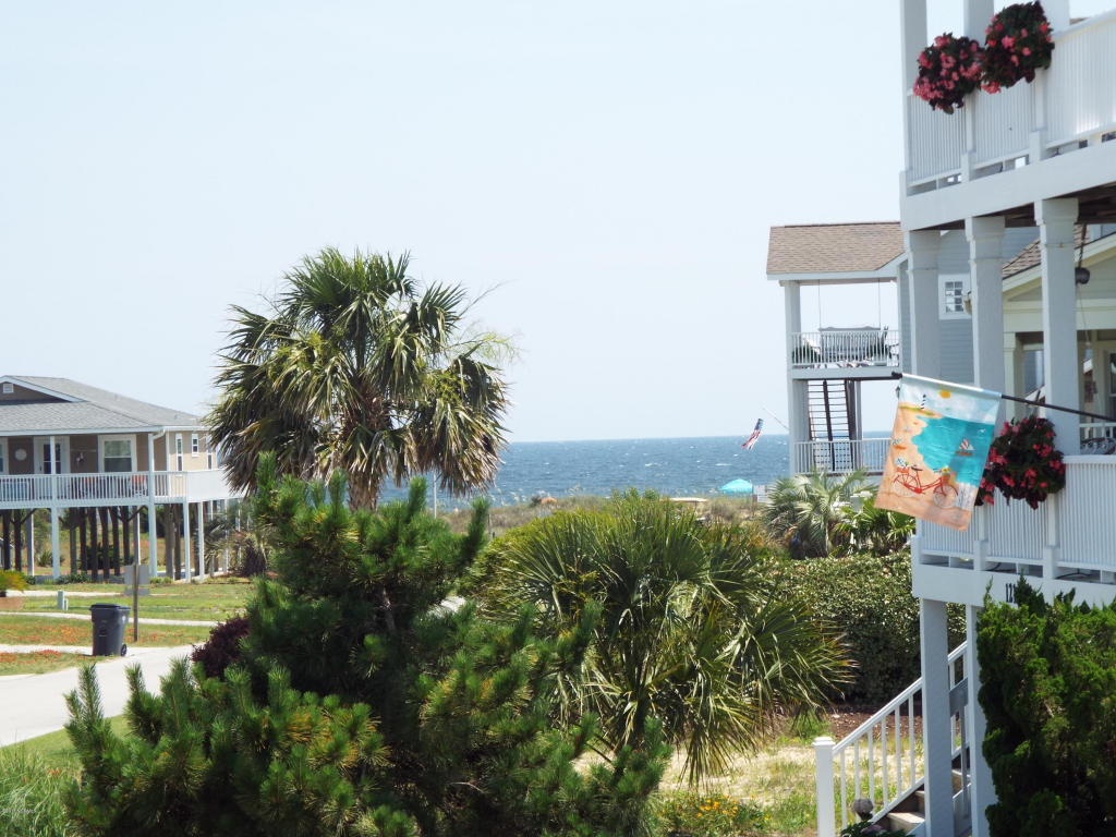 125 Ferry Road, Holden Beach, NC 28462