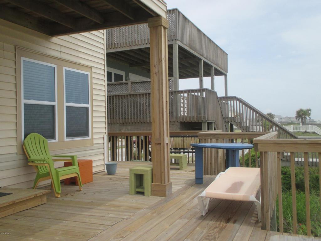 152 Ocean Boulevard E, Holden Beach, NC 28462