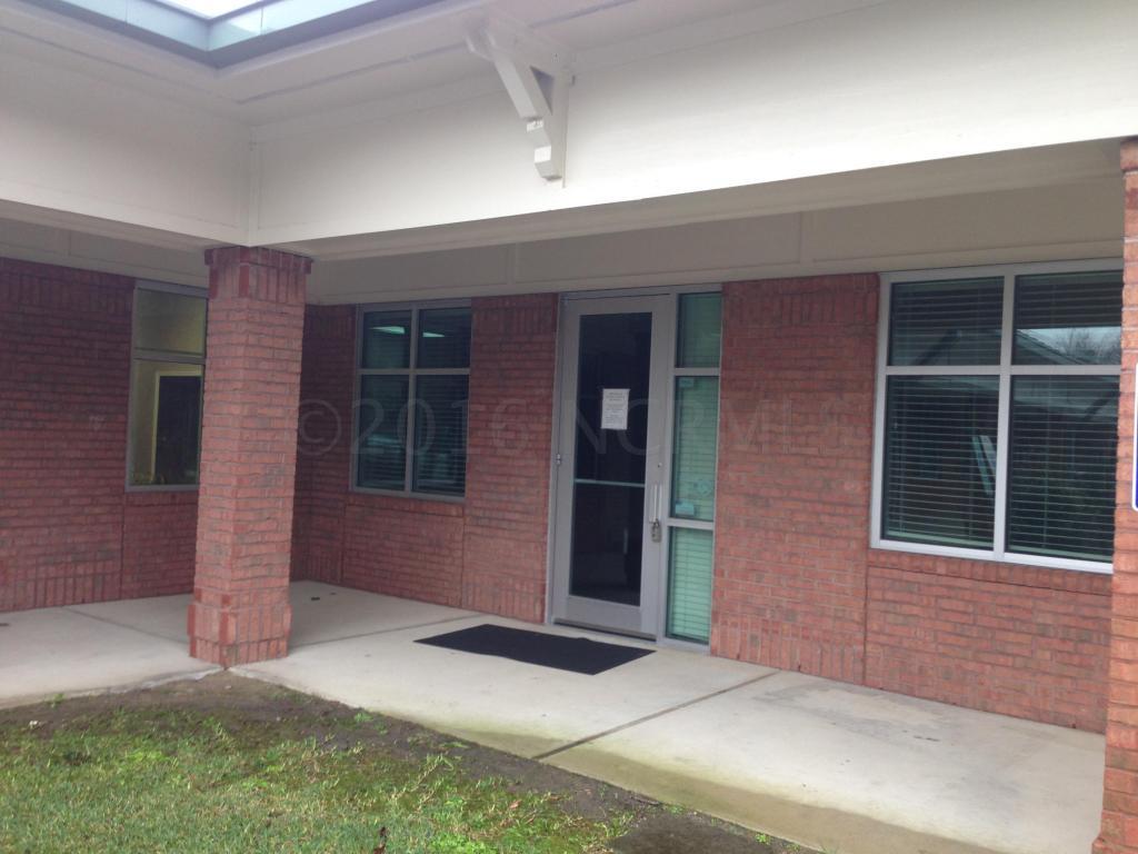 14 Doctors Circle, Supply, NC 28462