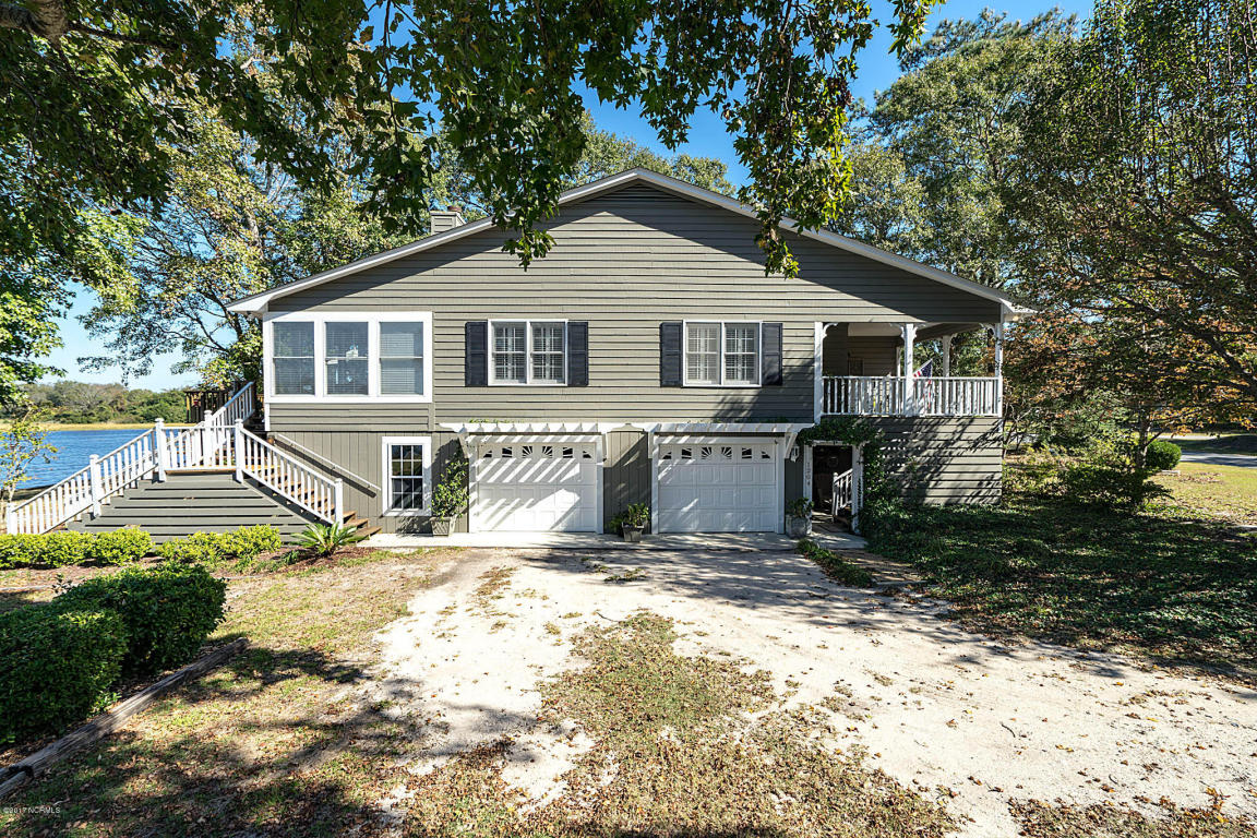 1204 W Yacht Drive, Oak Island, NC 28465