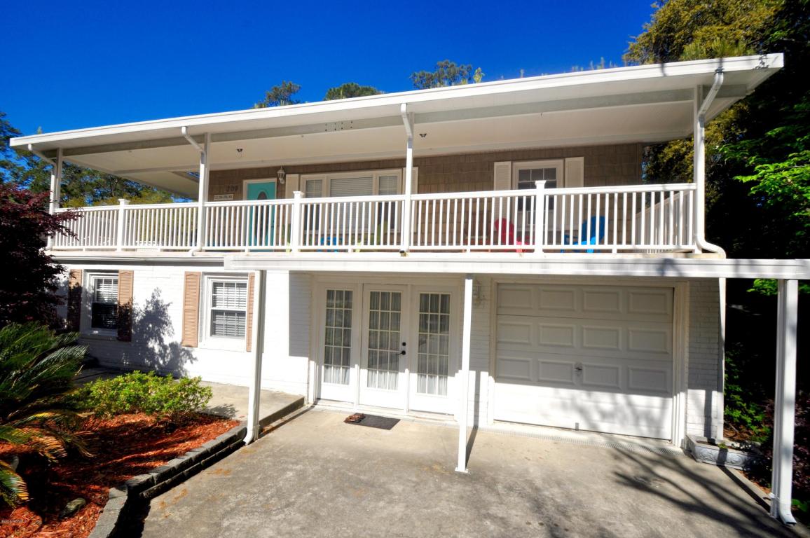309 NE 56th Street, Oak Island, United States 28465