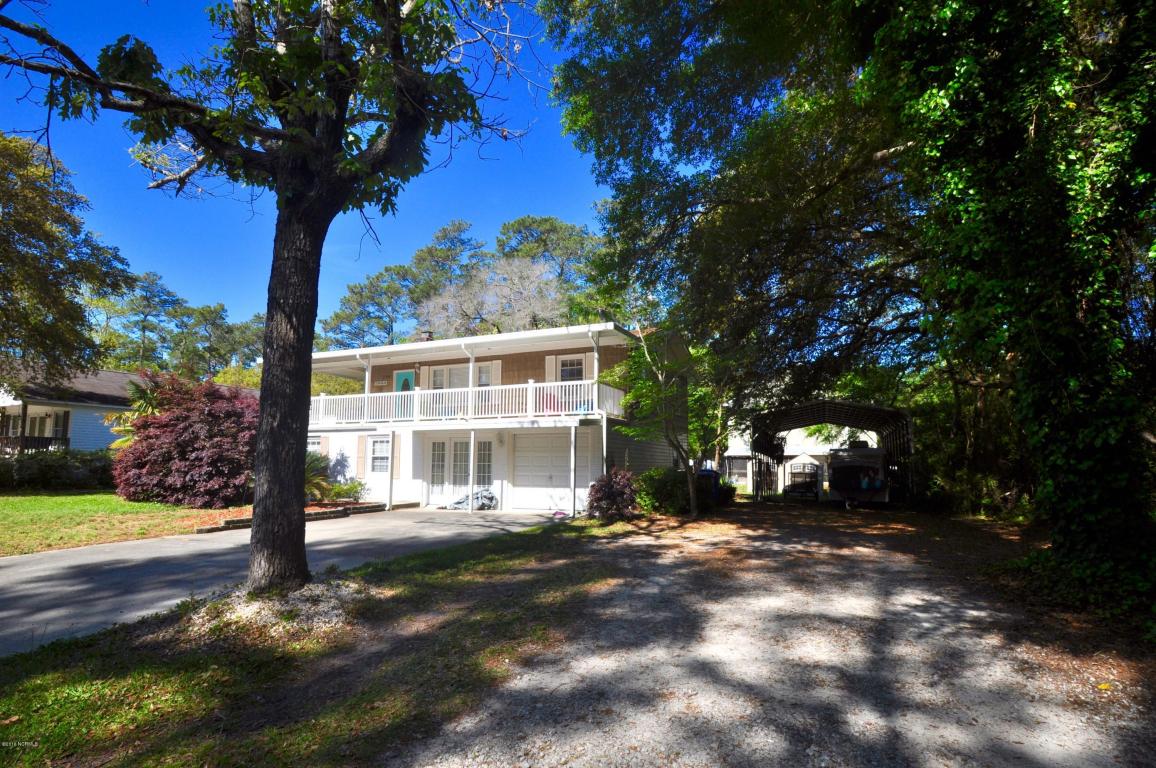 309 NE 56th Street, Oak Island, United States 28465