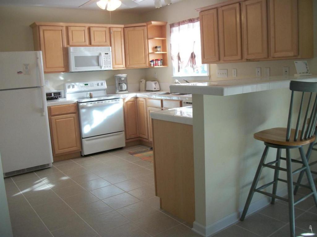 132 NE 30 Street, Oak Island, United States 28465