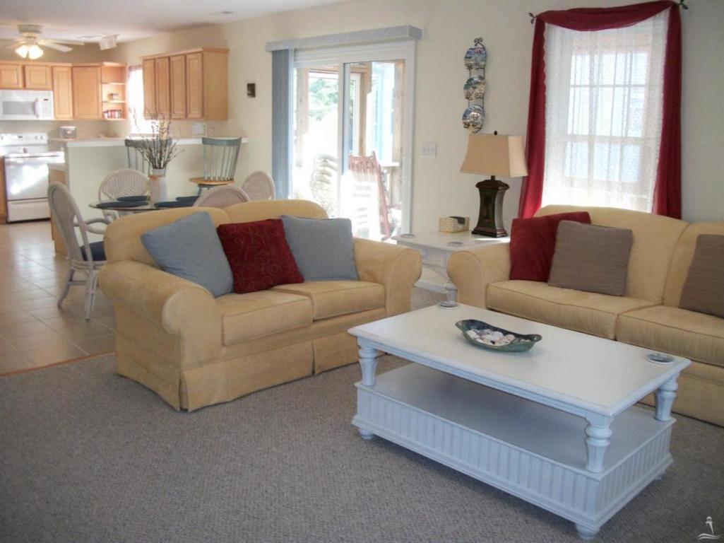 132 NE 30 Street, Oak Island, United States 28465