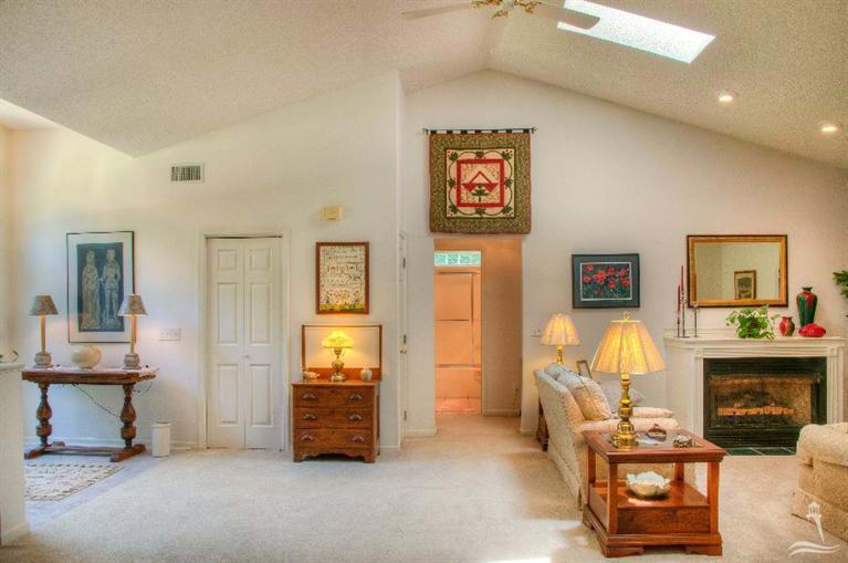 519 Boundaryline Drive NW, Calabash, NC 28467