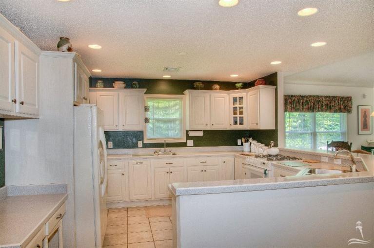 519 Boundaryline Drive NW, Calabash, NC 28467