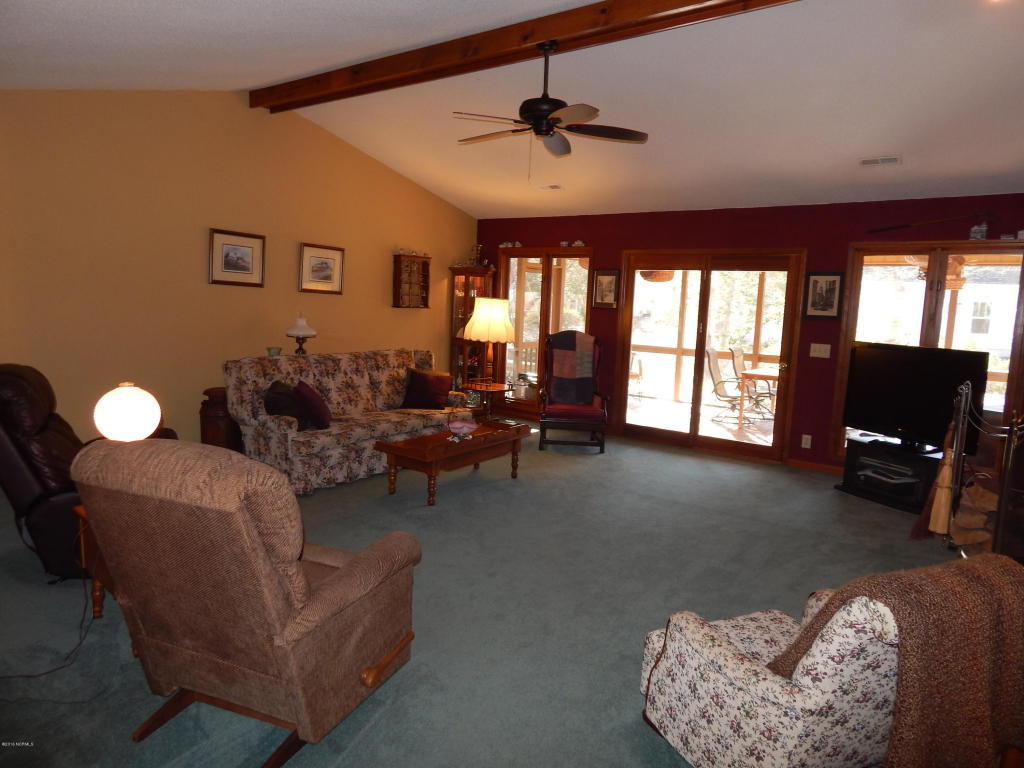 1635 Lake Forest Drive SW, Ocean Isle Beach, NC 28469