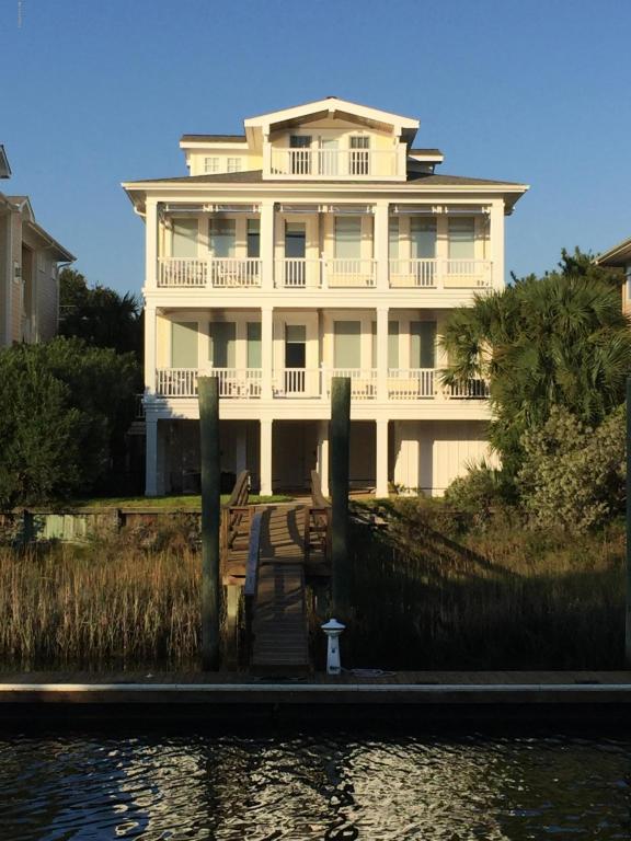 316 Causeway Drive, Wrightsville Beach, NC 28480