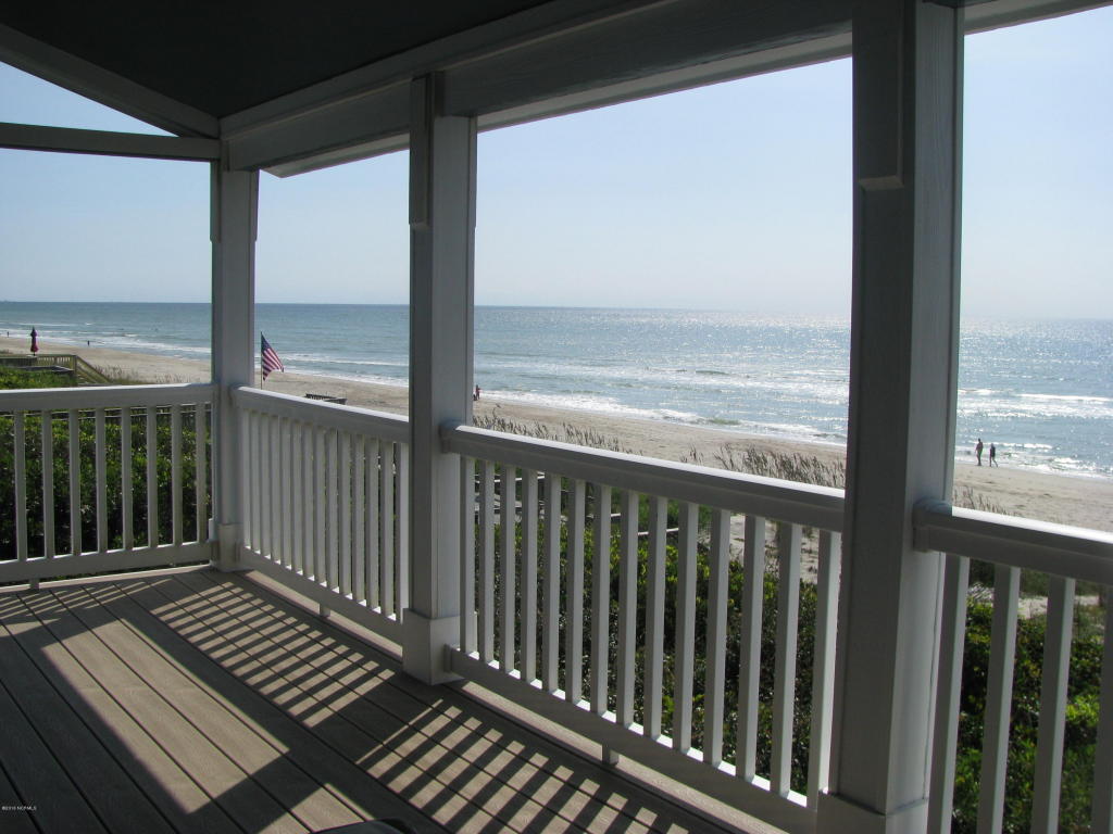 409 Maritime Place, Pine Knoll Shores, NC 28512