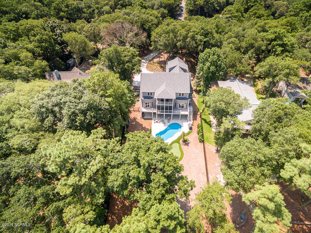 240 Oakleaf Drive, Pine Knoll Shores, NC 28512
