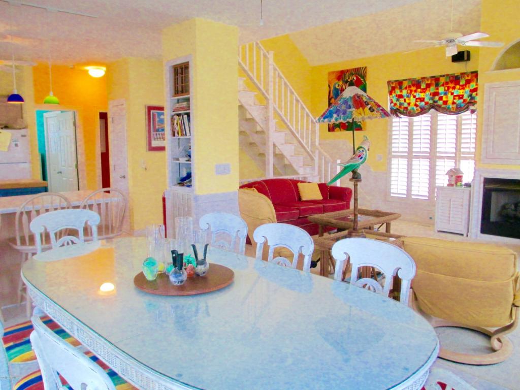 102 Sandridge Drive, Atlantic Beach, NC 28512