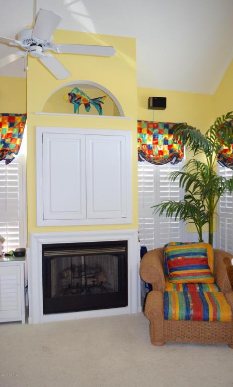 102 Sandridge Drive, Atlantic Beach, NC 28512