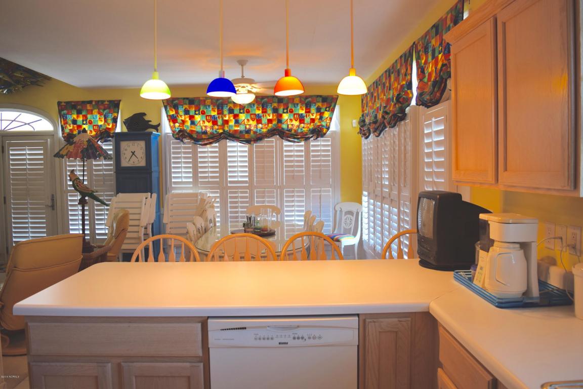 102 Sandridge Drive, Atlantic Beach, NC 28512