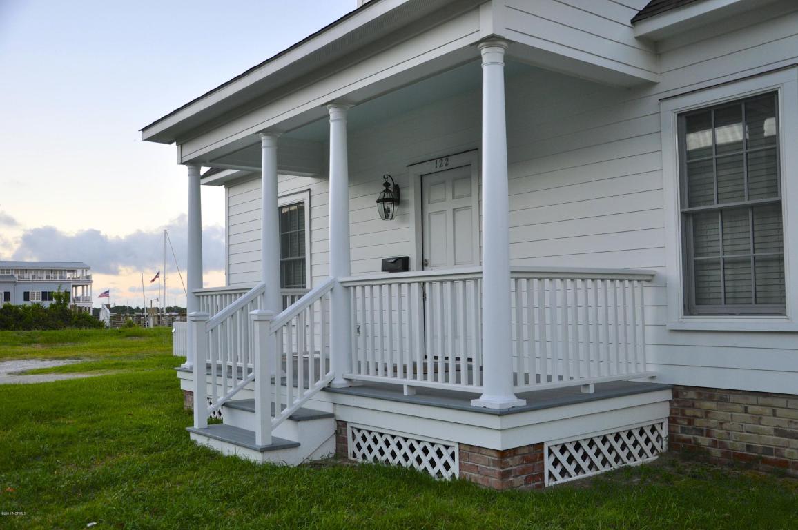 122 Front Street, Beaufort, NC 28516
