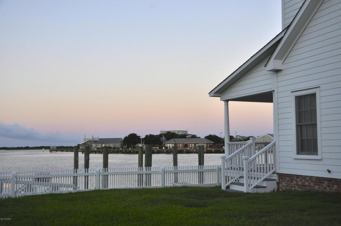 122 Front Street, Beaufort, NC 28516