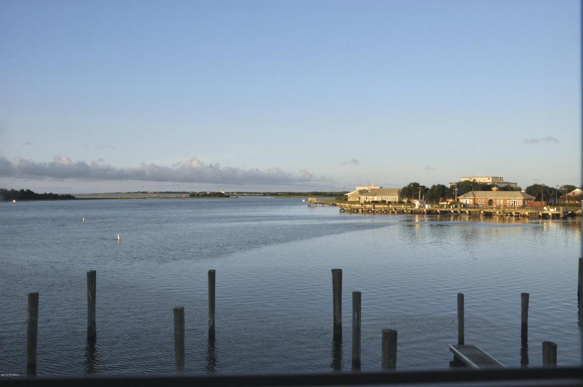 122 Front Street, Beaufort, NC 28516