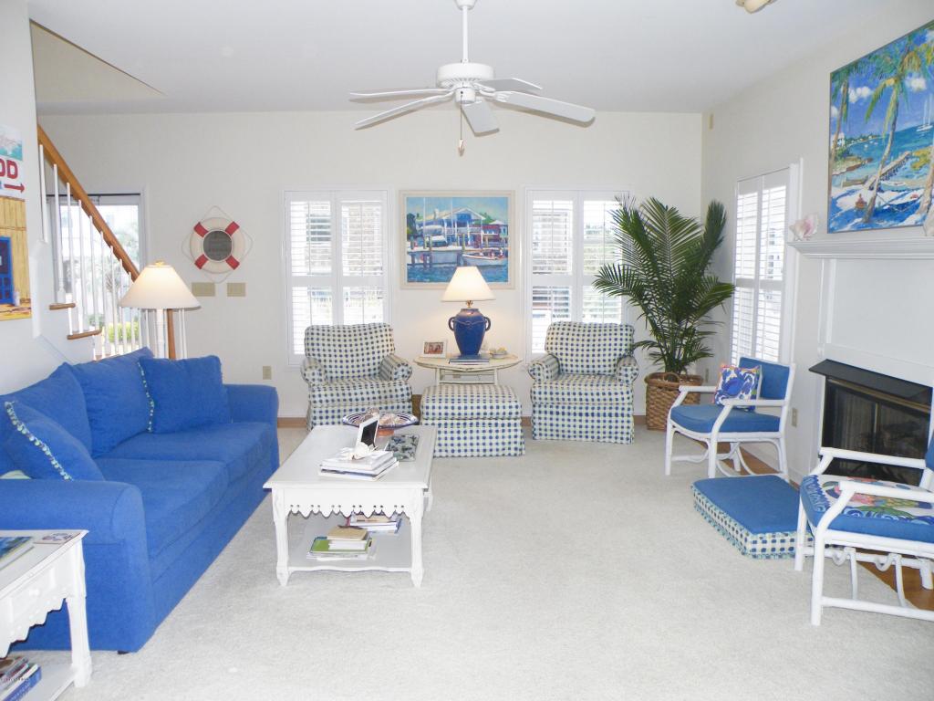109 Taylors Creek Lane, Beaufort, NC 28516